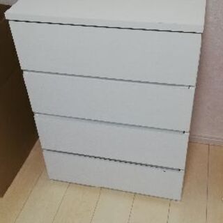 ニトリ　木製　チェスト　傷ありの画像