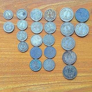 旧銀貨(50銭銀貨ほか)