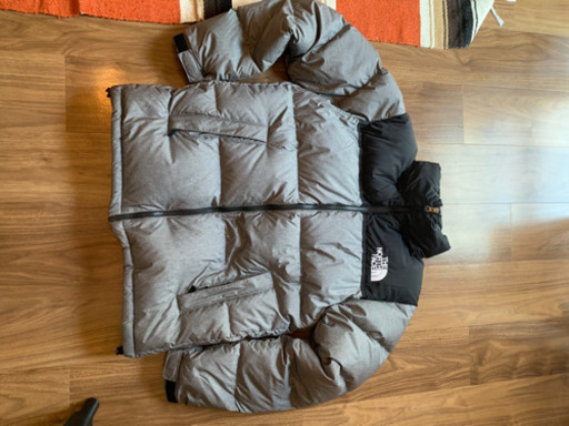 ノースフェイスフェイス　ヌプシダウンジャケット