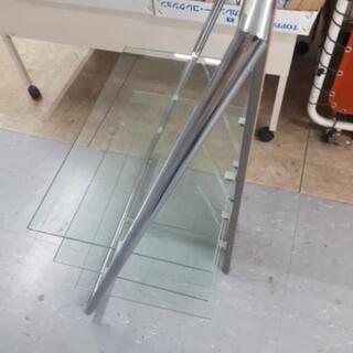 処分価格❗　ガラスの飾り棚の画像