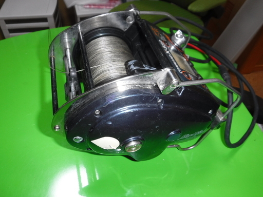 電動リール　コマンドX9SP　12V　使用浅　美品　