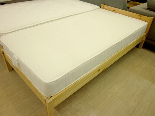 無印良品のシングルベッド ナチュラル