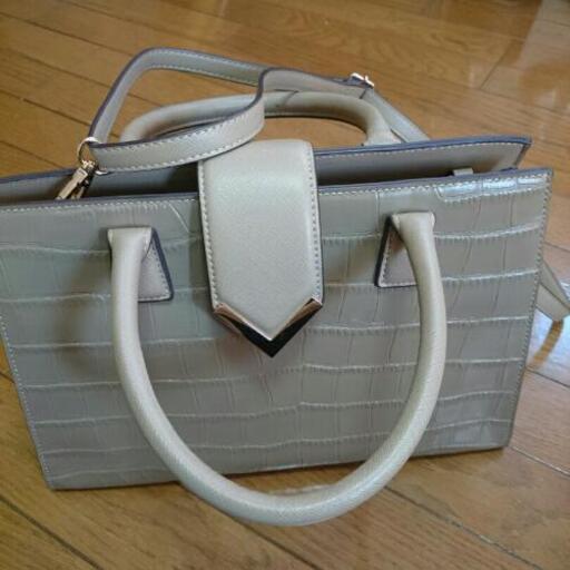 ほぼ新品  2WAYバッグ