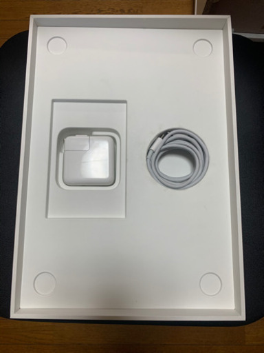 MacBookAir2018 2019年6月購入 美品 初期化済