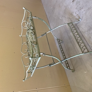 アンティーク調　台の画像