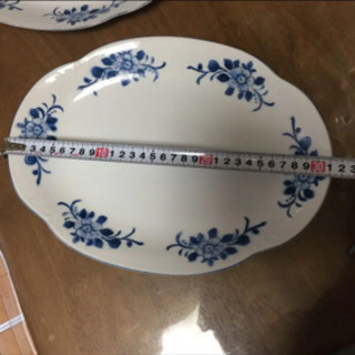 昭和レトロな大皿 2枚セットの画像