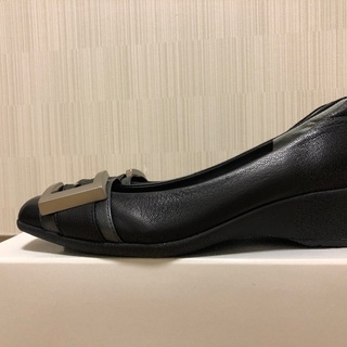 【お値下げ】ネオリズム　NEO RHYTHM のパンプス 24.5cmの画像