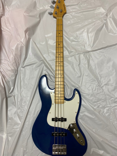 【超美品】エレキベースFORMESTAR