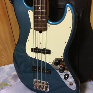 美品 Bacchus バッカス Jazz Bass ジャズベ メタリックブルー 美品 Bacchus バッカス JAZZ BASS ジャズベ メタリックブルー wl4std33