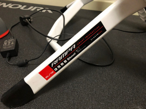ELITEエリートZWIFT自動負荷RAMPAインタラクティブサイクルトレーナー