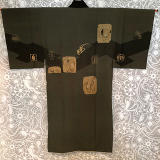 昭和アンティーク着物［O］男性用 長襦袢 深緑×七福神の柄の画像