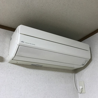 エアコン取付(材料別)7000円、エアコン取外し4000円、新品...