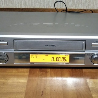 東芝カセットVTR　A-F11　ARENA　アリーナ　ビデオデッキ