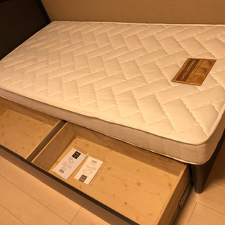 シングルベッドマットレス付きの画像