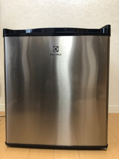 Electrolux 冷蔵庫 スタイリッシュ