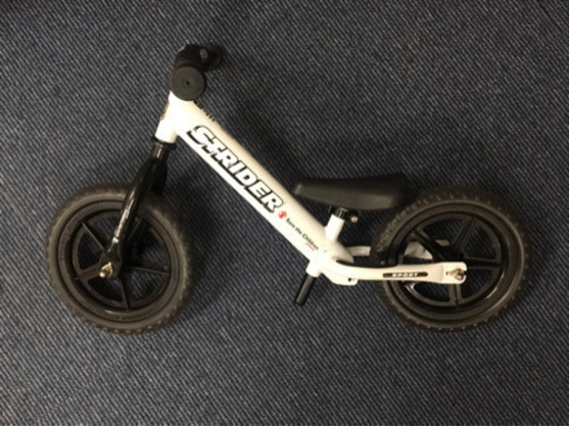 中古 ストライダー  Save the chirdren コラボ モデル