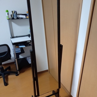 姿見の画像