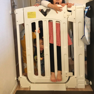 ベビーゲート　日本育児　スマートゲイトの画像