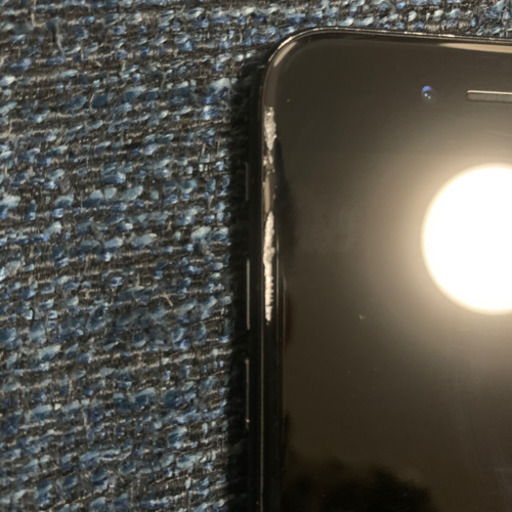 iPhone7 本体　au 32GB BLACK