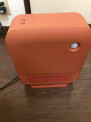 寝室にピッタリ！小型ヒーター