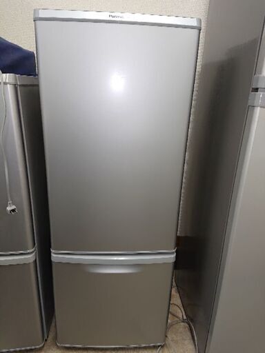 ★2点セット対象商品！★シンプルなデザイン2ドア冷蔵庫 111
