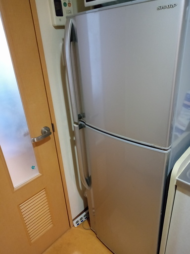 シャープ 冷蔵庫 228L シルバー 右開き