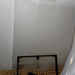 決まっております。靴を収納するケース7~8こあります