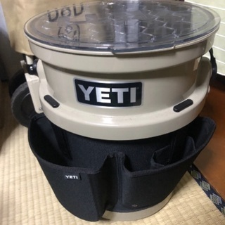 【美品】YETI  ロードアウト 5ガロンバケツ