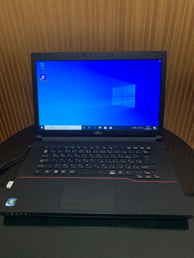 富士通　life book A754/H 15.4インチ i3(代4世代)