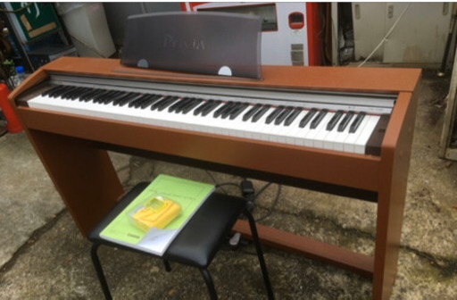 電子ピアノ譲ります　カシオ　プリヴィア　PX730  2010年製