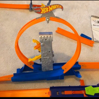 Hot Wheels ホットウィールレール(ループ)2種セット★車10台付の画像