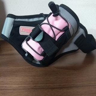 ランニングポーチ(YURENIKUI) + ペットボトルキャップの画像