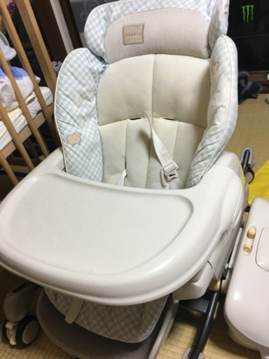 電動ハイローチェアー