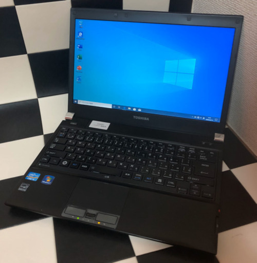 ノートパソコン TOSHIBA R731/C i5 SSD Win10 Office2016