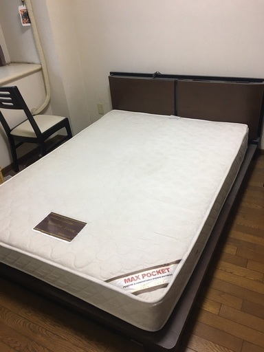 ダブルベッド◆美品・状態良好・津久見市内取りに来れる方希望
