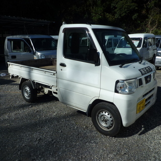 軽専門店　軽トラ　クリッパートラック　4WD　平成２５年　車検令...