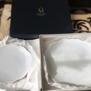 値下げ　ミキモト　
オーバルプレート二枚組　未使用品