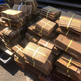 ハードボード　端材　薪ストーブの燃料にいかがでしょうかの画像