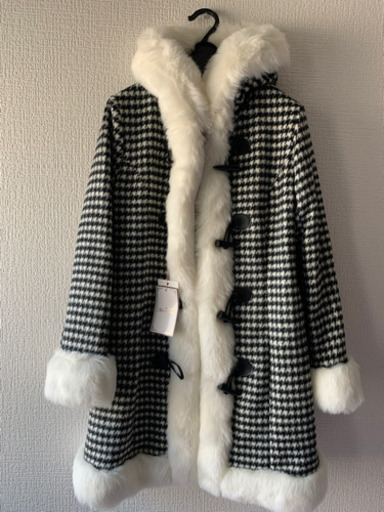 美品未使用コート　Michelle Macaron