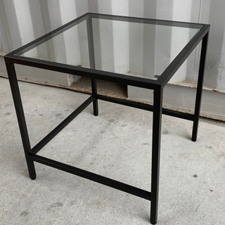 格安で！IKEA ネストテーブル2点セット◇VITTSJO◇コーヒーテーブル◇ブラックブラウン◇ガラスの画像