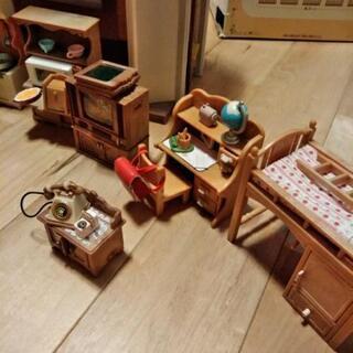 ★シルバニアファミリー　赤い屋根の大きなお家その他家具いろいろセットの画像