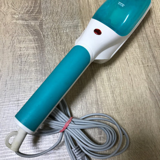 衣類用ハンドスチーマー　アイロン