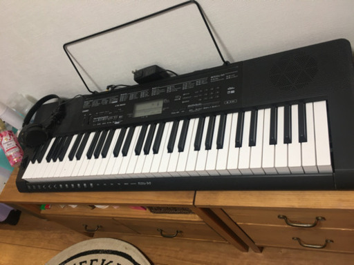 電子ピアノ