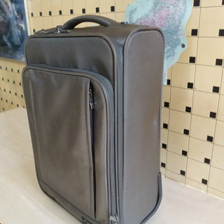 キャリーバック（hideo design)　１度使用の画像