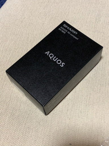 新品　AQUOS R2 compact SH-M09、白、SIMフリー