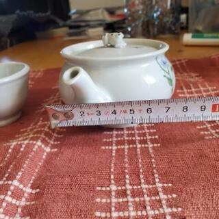 ウーロン茶の茶器の画像