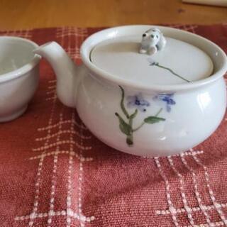 ウーロン茶の茶器の画像