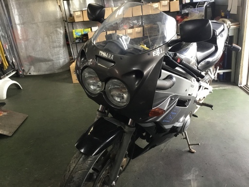 【長野県諏訪市より】FZR400　レストアベース　１WG　外装程度良し！　書類あり！
