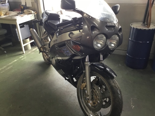 【長野県諏訪市より】FZR400　レストアベース　１WG　外装程度良し！　書類あり！