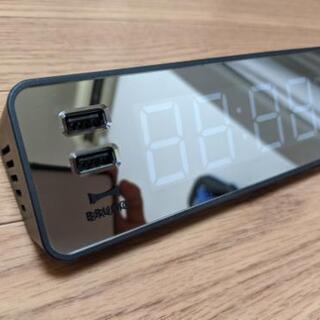 BRUNO LED電波時計 with USB ホワイト BCR001-BKの画像